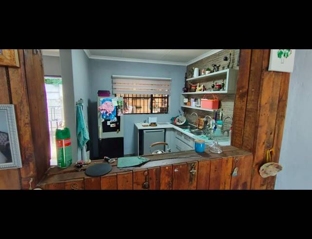 4 BEDROOM HOUSE FOR SALE IN HEATHERVIEW